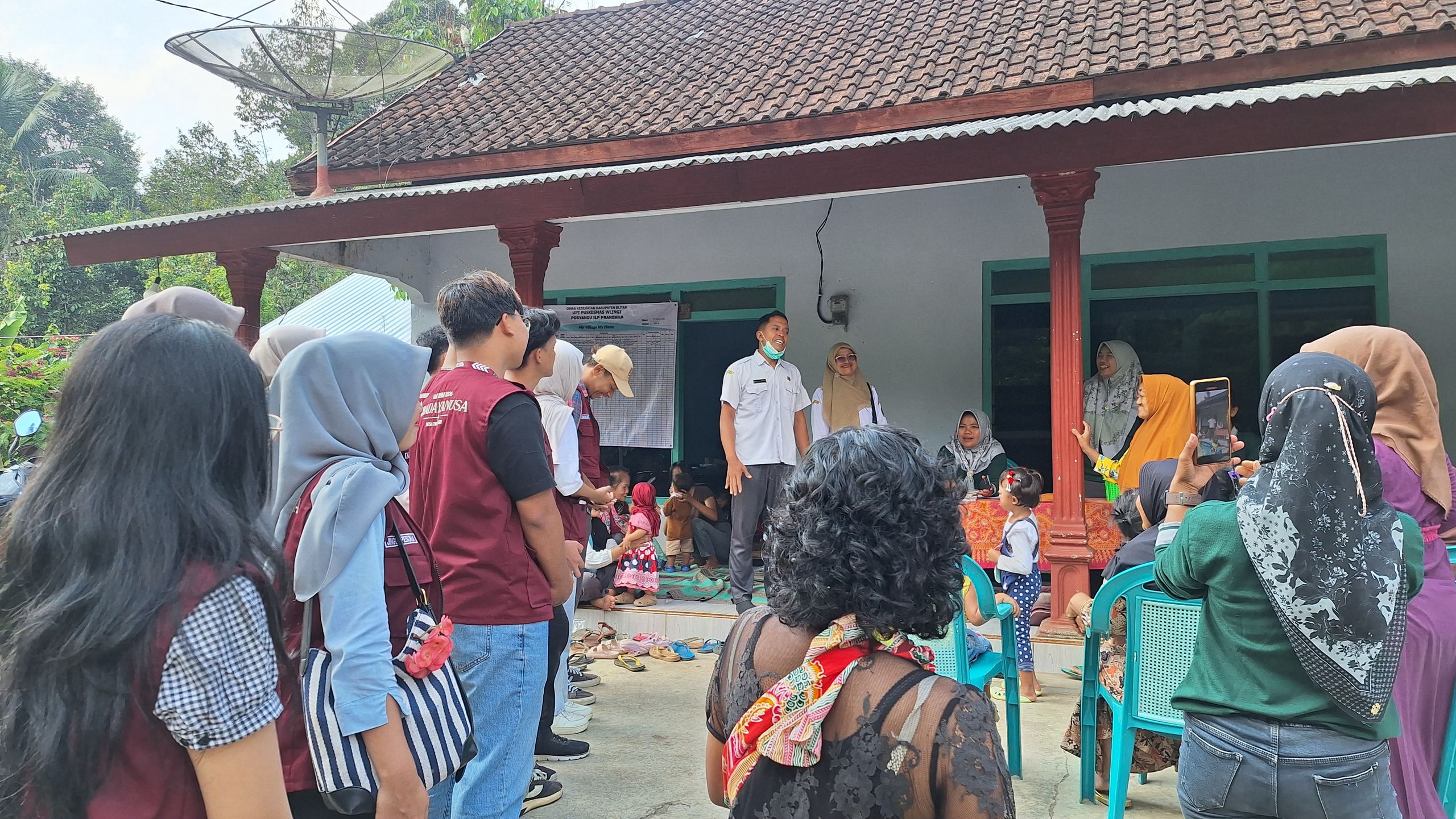 Dokumentasi pelayanan skrining kesehatan, pengukuran balita, dan edukasi kesehatan.
