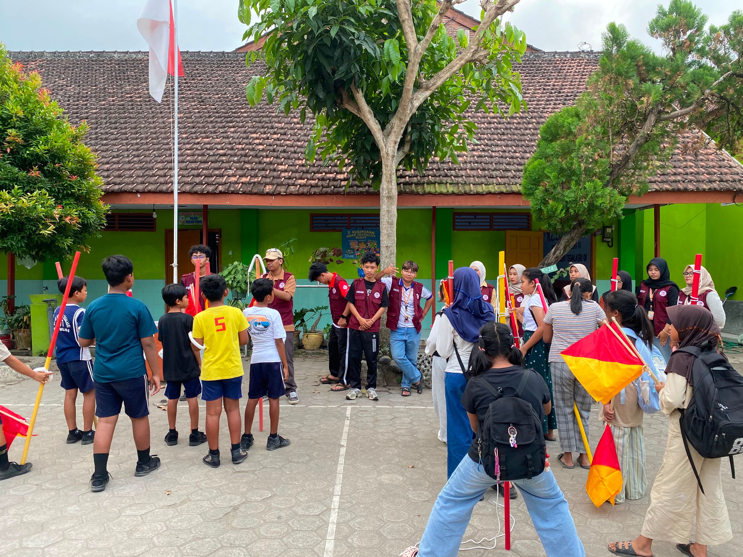 Dampingi Persiapan Lomba, Tim UM BBM Latih Pramuka SDN Tegalasri 01 Selama Enam Pekan